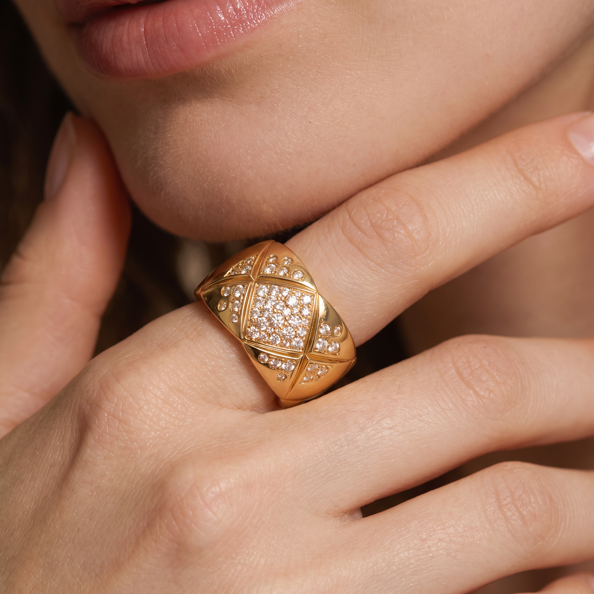 C Crush Pavé Large Model Ring