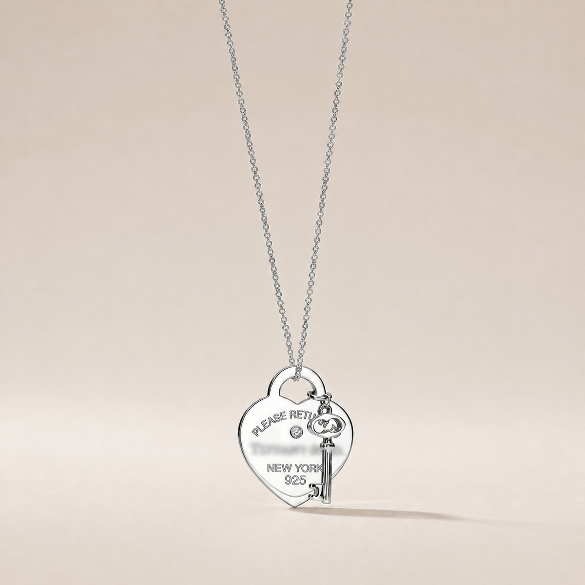 Heart IN KEY Pendant チェーン付き Silver925 Heart & Key Pendant Necklace – Pikoja