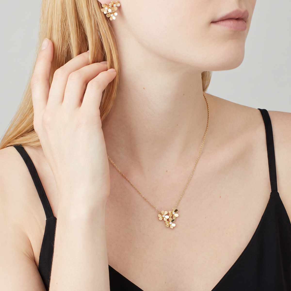 Frivole 3 Flowers Mini Model Necklace