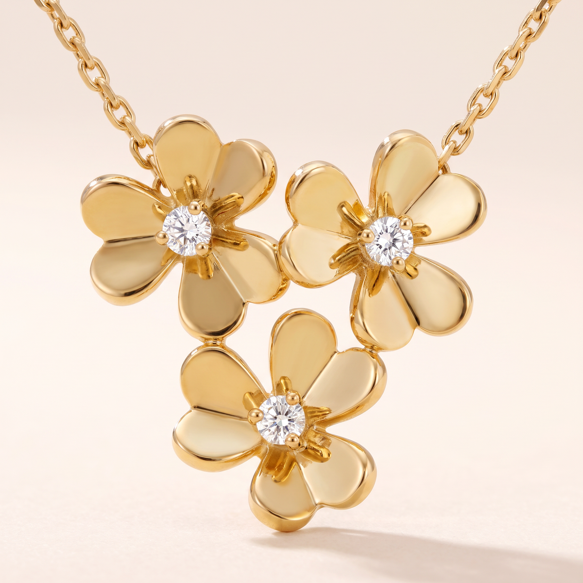 Frivole 3 Flowers Mini Model Necklace