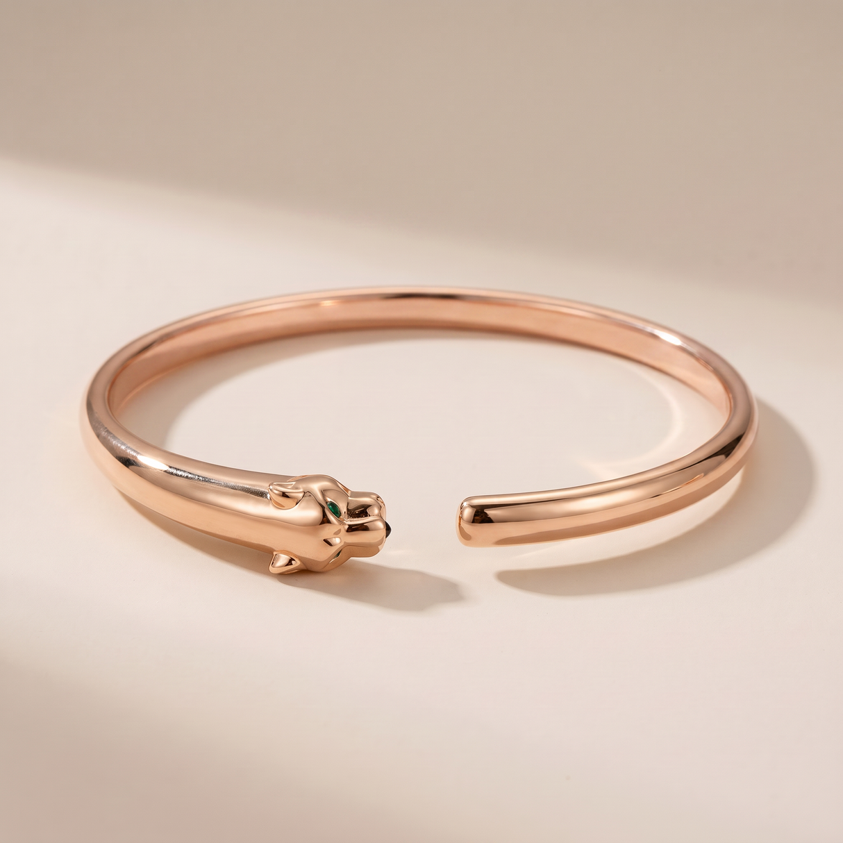 Panthère De Bracelet Graceful Strength