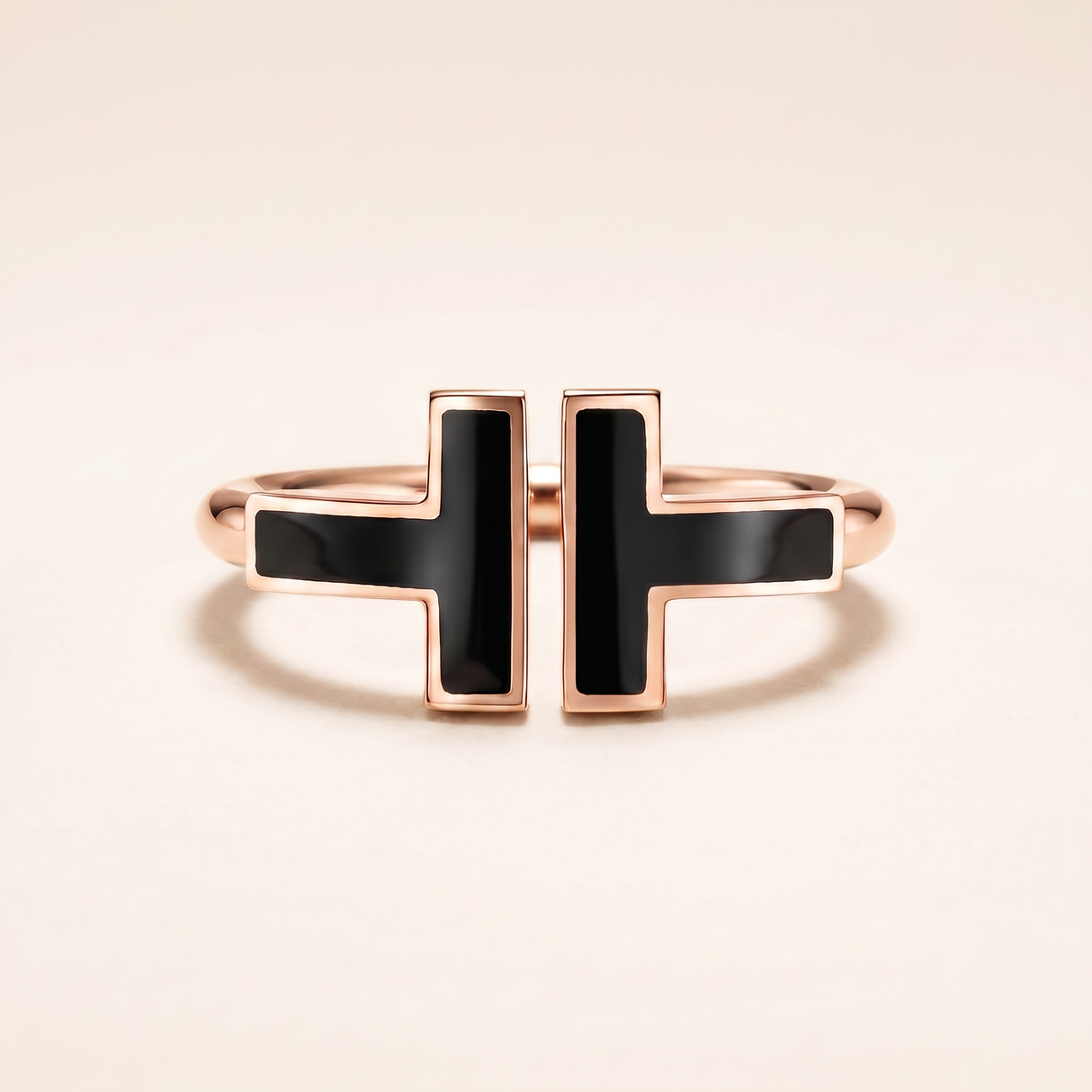 T Black Onyx Wire Ring