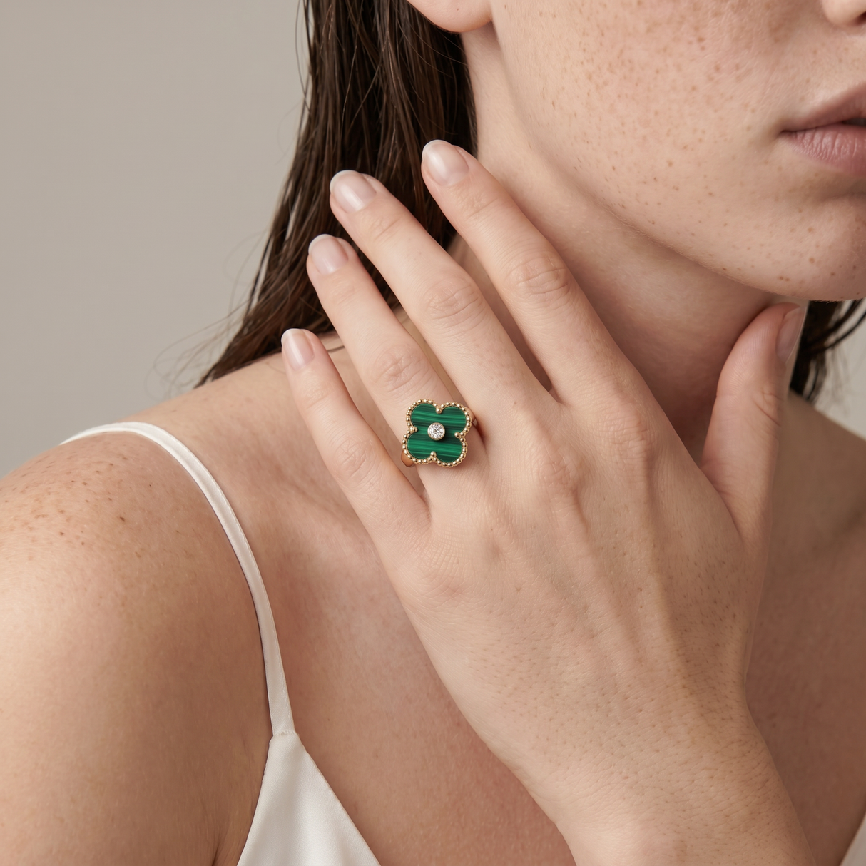 Vintage Alhambra Malachite Ring