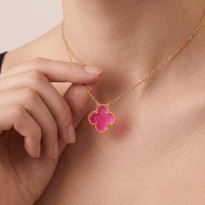 Alhambra Lucky Pink Enamel Clover 1 Motifs necklace