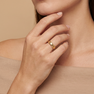 C Crush Small Model Ring