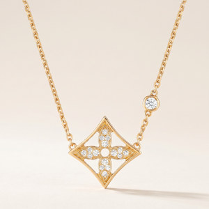 Color Blossom Yellow Pavé Diamonds Star Necklace
