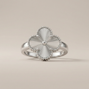 Vintage White Gold Alhambra Ring