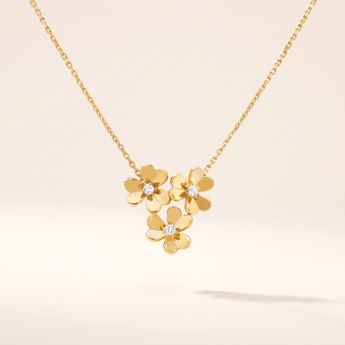 Frivole 3 Flowers Mini Model Necklace