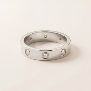 Love 8 Diamonds Wedding Ring
