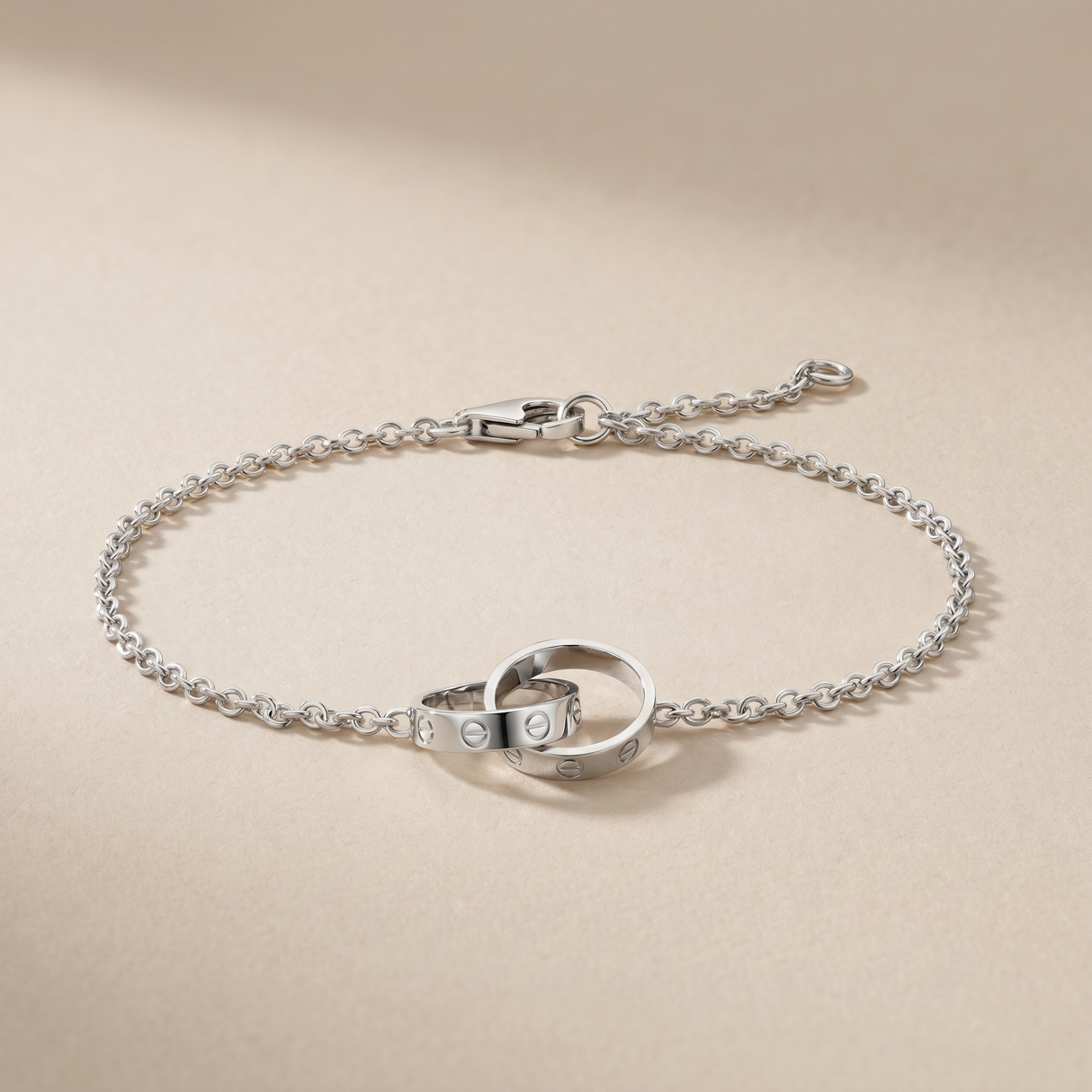 Love On Chain Bracelet
