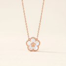 Lucky Flower Motif Necklace