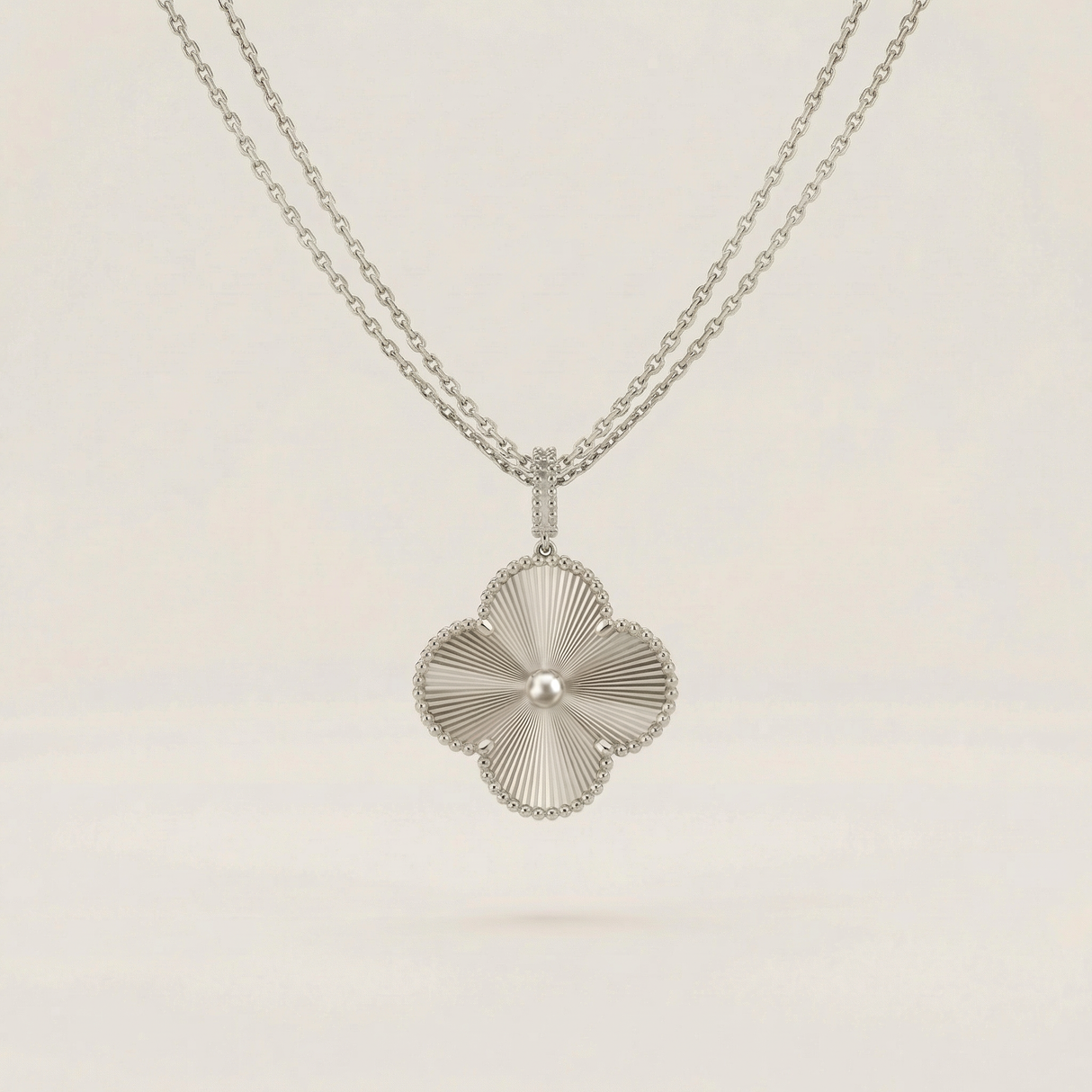 Magic Alhambra Necklace