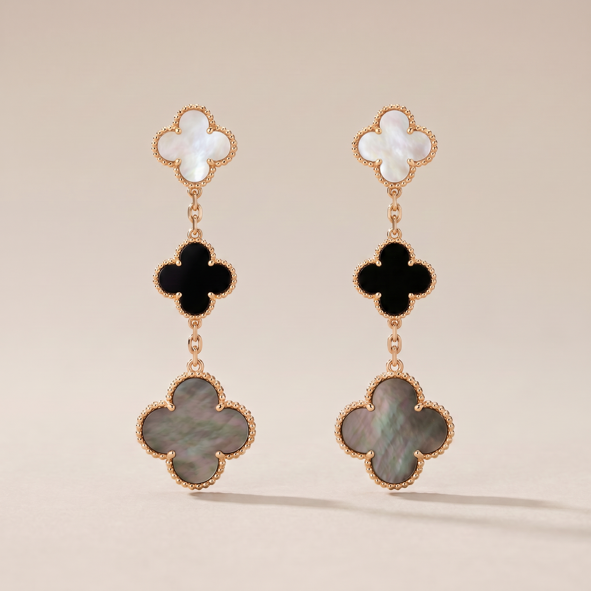 Magic Alhambra Three Pearls Motifs Earrings