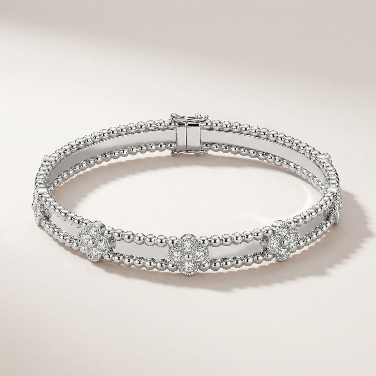 Perlée Sweet Clovers Pavé Bracelet