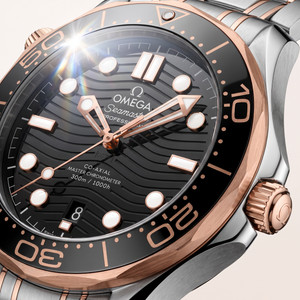 Seamaster Diver 300M Black Dial Rose Tone Bi-Color Stainless Steel Men's Watch