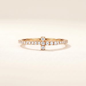 T Wire Pavé Diamonds Band Ring