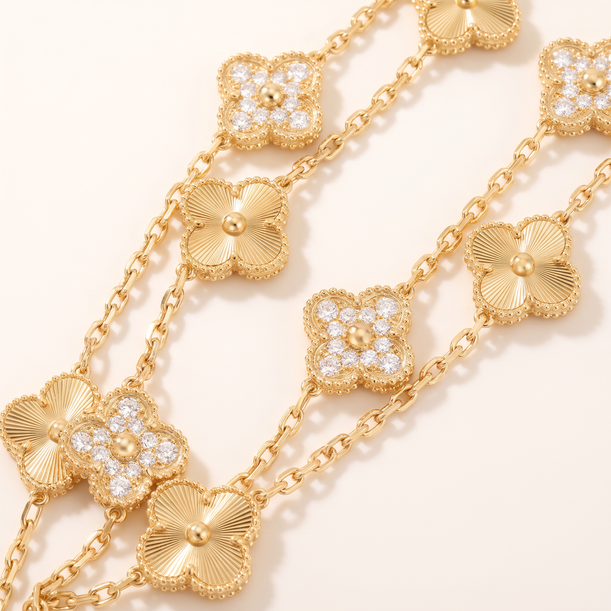 Vintage Alhambra Fluted And Diamond Clover 20 Motifs Necklace