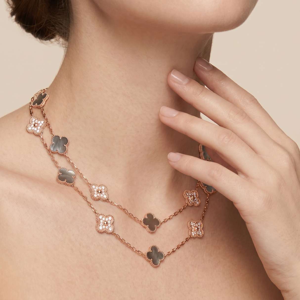 Vintage Alhambra Onyx 20 Motifs Long Necklace