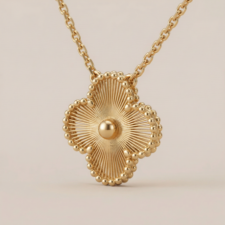Vintage Alhambra Pendant Clover Necklace